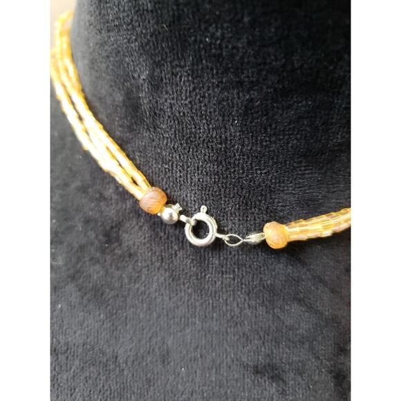 Women Vintage Yellow Beaded Necklace with Mother of Pearl Pendant and Tassel - Picture 5 of 6